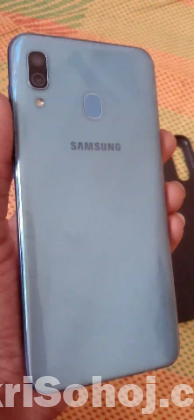 Samsung Galaxy A30